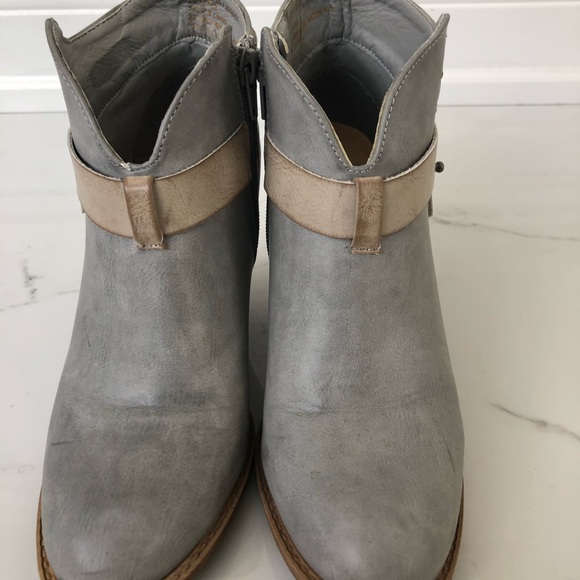 Ankle boots - Picture 2 of 5